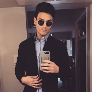 Meet your Posher, Jonathan